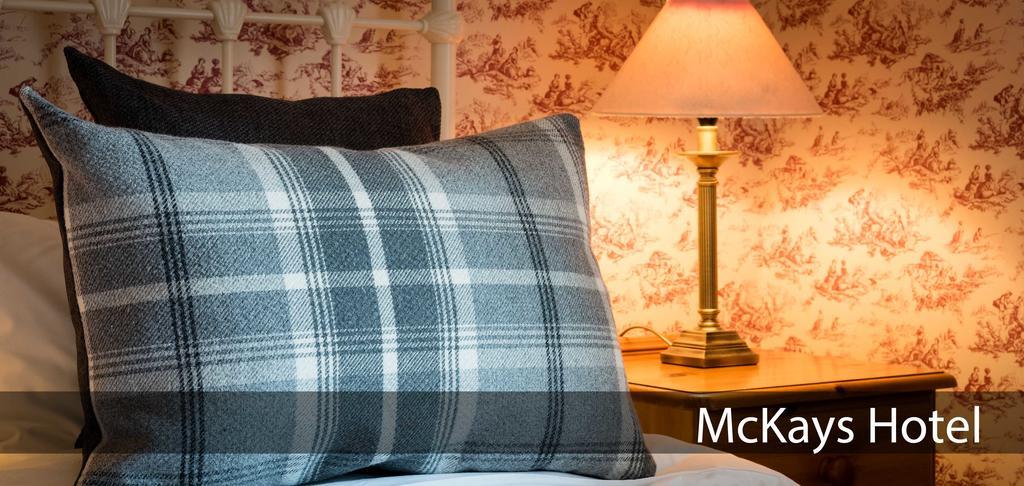 Mckays Hotel Pitlochry Bagian luar foto